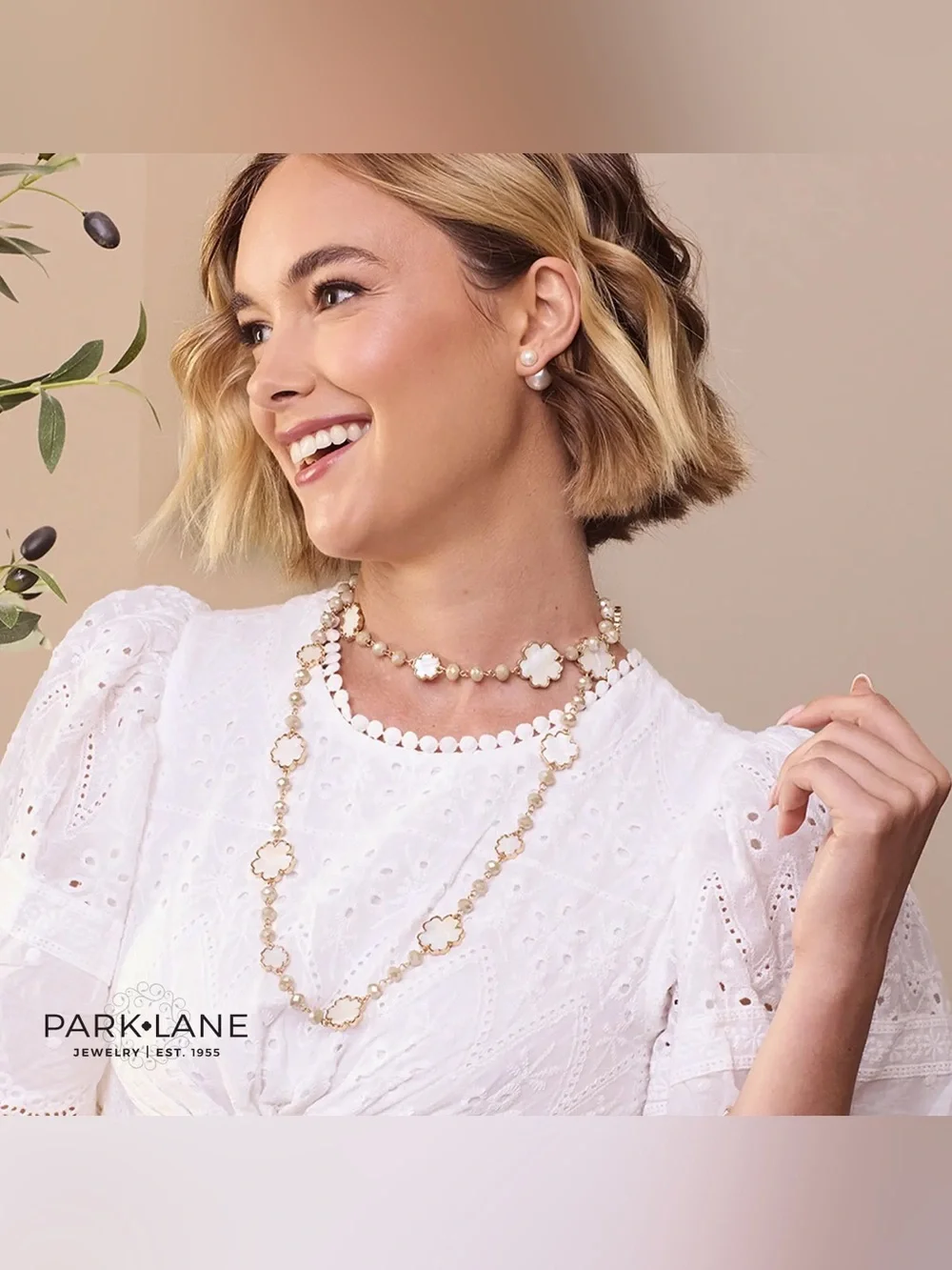 Park Lane Gold & Mother of Pearl - CLOUD - Necklace